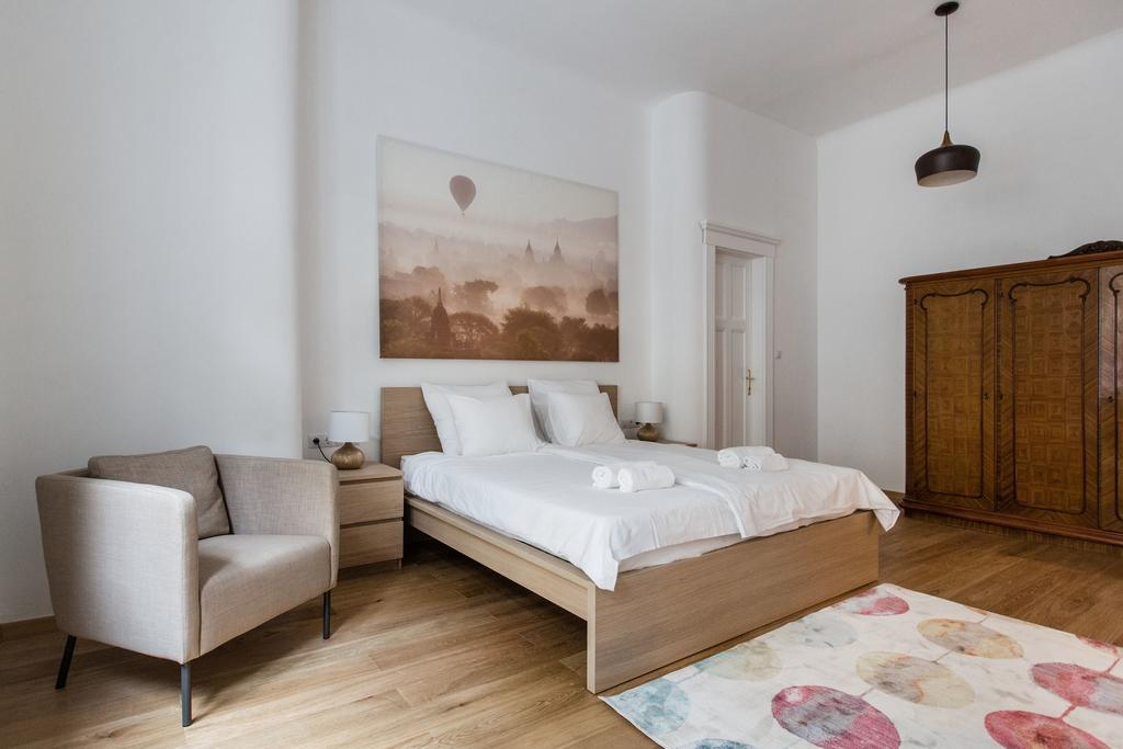 Basilica Dream Home In The Absolute Center Будапеща Екстериор снимка
